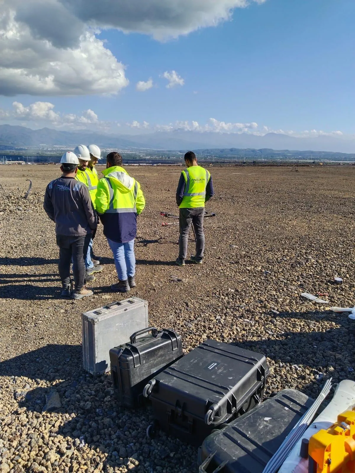 Field detection equipment